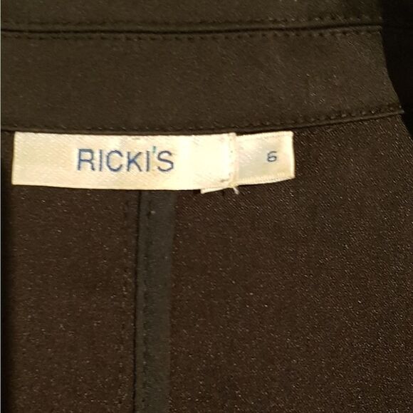 RICKI'S *NWOT* CLASSIC  Black Fitted 3/4 Sleeve Jacket Blazer STUNNING. Size 6. - Picture 7 of 14